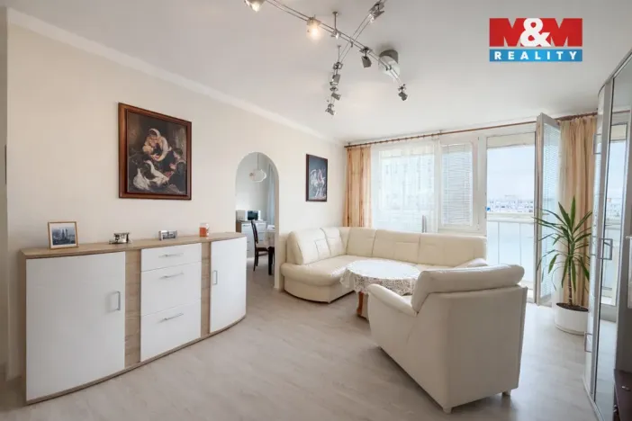 Prodej bytu 3+1, Praha - Horní Měcholupy, Parmská, 72 m2