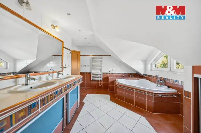 Prodej rodinného domu, Rajhrad, Dobrovského, 206 m2