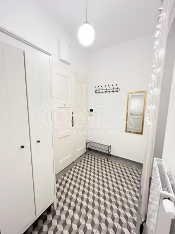 Pronájem bytu 2+kk, Praha - Vršovice, Oblouková, 51 m2