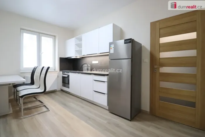 Pronájem bytu 2+1, Dalovice, Májová, 50 m2