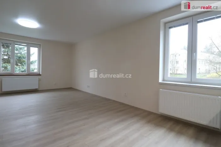 Pronájem bytu 2+kk, Dalovice, Májová, 51 m2