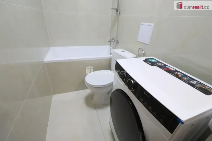 Pronájem bytu 1+1, Dalovice, Májová, 28 m2