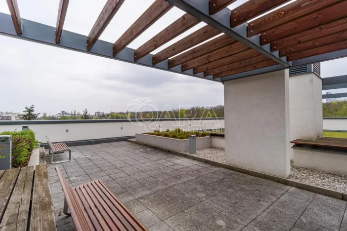 Pronájem bytu 1+kk, Praha - Žižkov, Olšanská, 37 m2