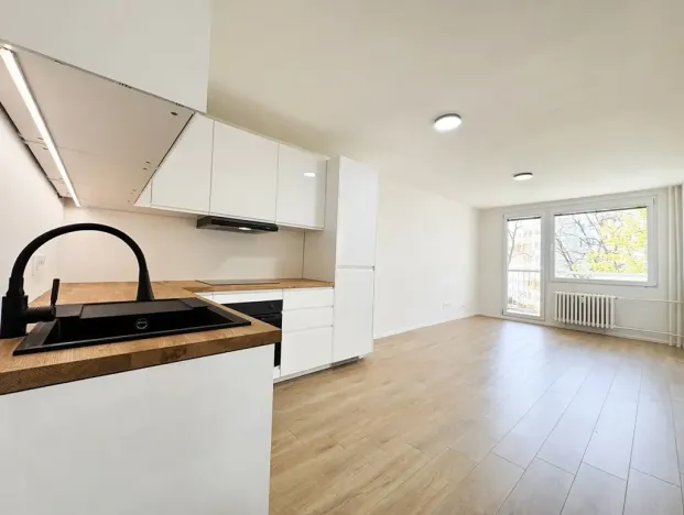 Prodej bytu 4+kk, Mělník, Bezručova, 77 m2