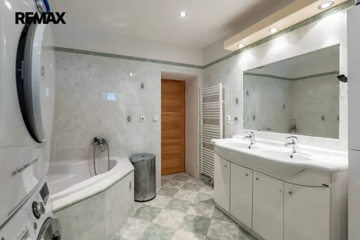 Prodej rodinného domu, Vejprty, Kamenická, 180 m2