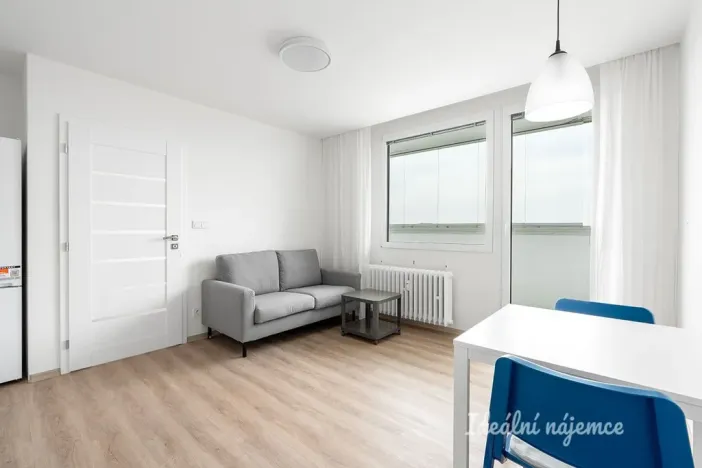 Pronájem bytu 2+kk, Praha - Krč, Horáčkova, 34 m2