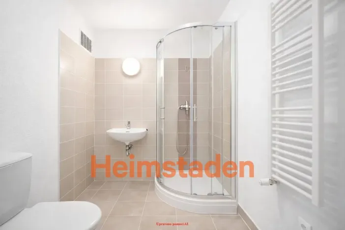 Pronájem bytu 1+kk, Havířov - Město, Hlavní třída, 20 m2