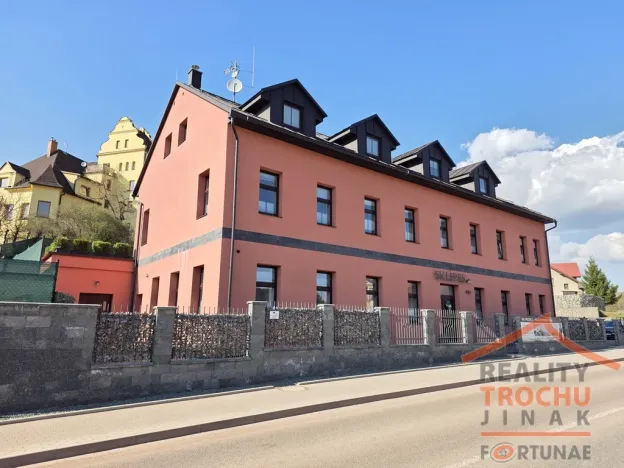 Prodej apartmánu, Trutnov, Polská, 715 m2