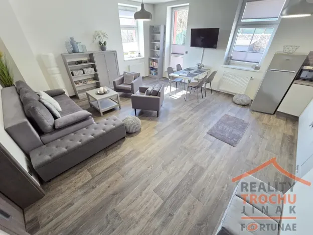 Prodej apartmánu, Trutnov, Polská, 715 m2