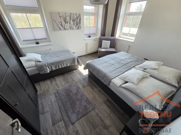 Prodej apartmánu, Trutnov, Polská, 715 m2