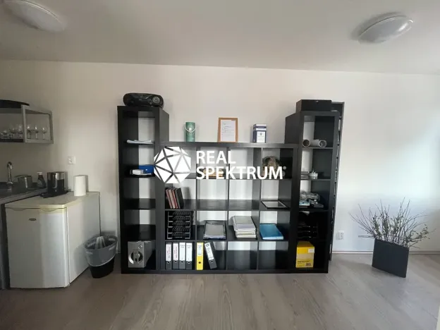 Pronájem kanceláře, Blansko, Poříčí, 77 m2