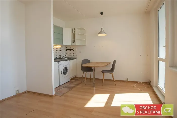 Pronájem bytu 1+kk, Praha, Bachova, 35 m2