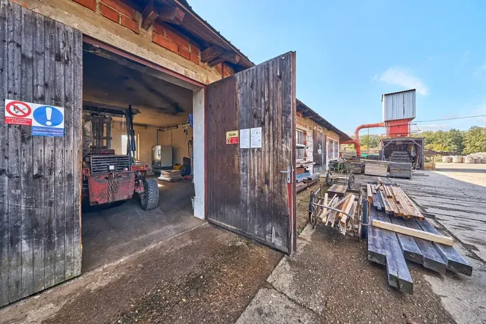 Prodej zemědělského objektu, Seletice, 19535 m2