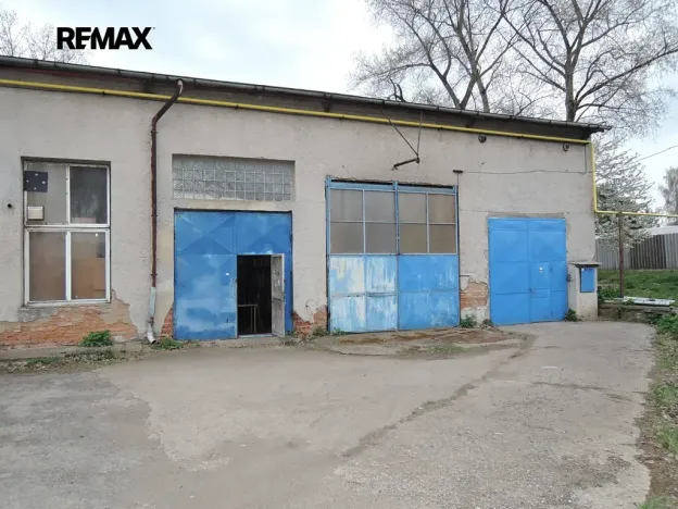 Pronájem skladu, Hostivice, 155 m2
