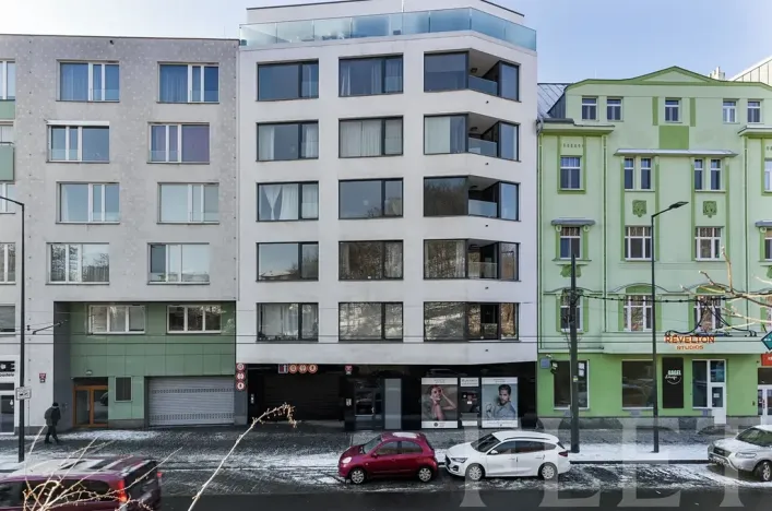 Pronájem bytu 1+kk, Praha - Michle, Nuselská, 43 m2