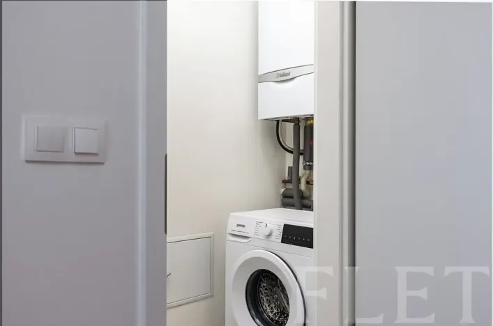 Pronájem bytu 1+kk, Praha - Michle, Nuselská, 43 m2