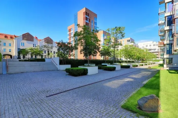 Pronájem bytu 2+kk, Praha - Vinohrady, Korunní, 48 m2