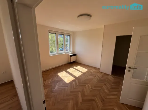 Pronájem bytu 3+kk, Praha, Spolupráce, 80 m2