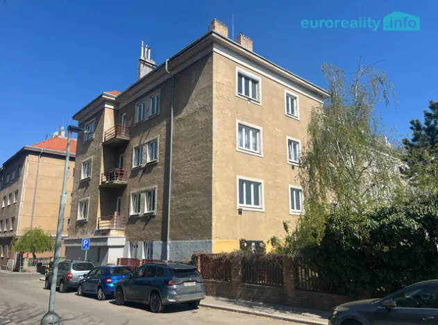 Pronájem bytu 3+kk, Praha, U Svépomoci, 80 m2