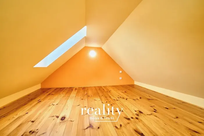 Pronájem bytu 1+kk, Znojmo, Mašovická, 24 m2