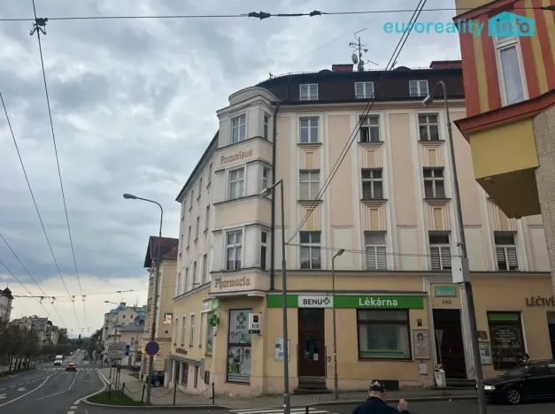 Pronájem restaurace, Mariánské Lázně, Hlavní třída, 144 m2