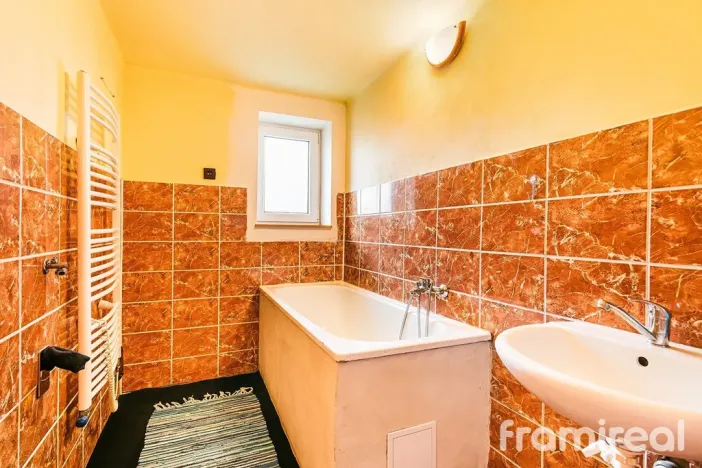 Prodej rodinného domu, Lomnice - Tylov, 180 m2