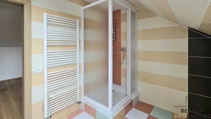 Pronájem bytu 2+1, Třebotov, Hlavní, 100 m2