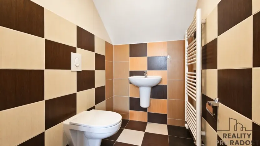 Pronájem bytu 2+1, Třebotov, Hlavní, 100 m2