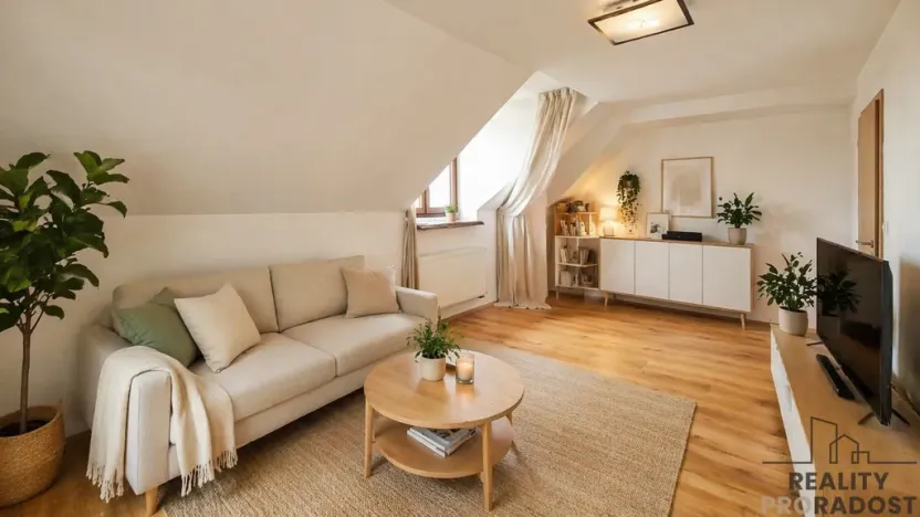 Pronájem bytu 2+1, Třebotov, Hlavní, 80 m2