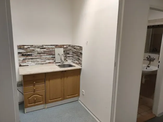 Pronájem obchodního prostoru, Praha - Žižkov, Vlkova, 75 m2