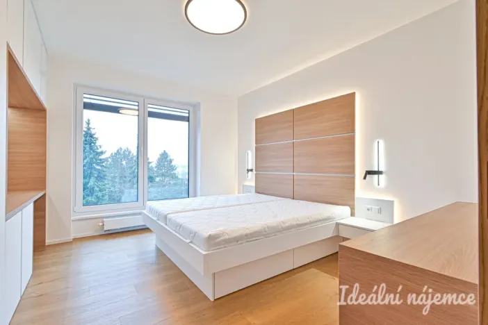 Pronájem bytu 3+kk, Brno, třída Generála Píky, 91 m2