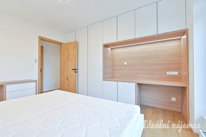 Pronájem bytu 3+kk, Brno, třída Generála Píky, 91 m2