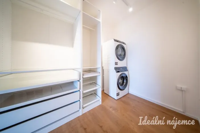 Pronájem bytu 3+kk, Brno, třída Generála Píky, 91 m2