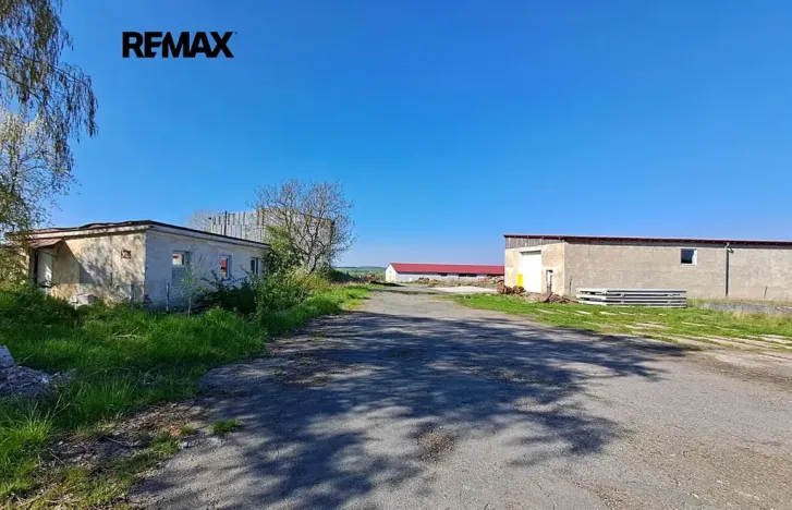 Prodej skladu, Dolní Chvatliny, 3690 m2
