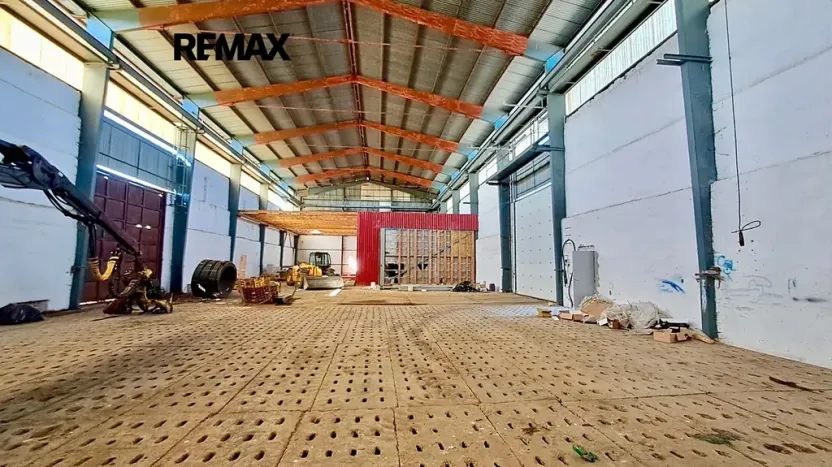 Prodej skladu, Dolní Chvatliny, 3690 m2