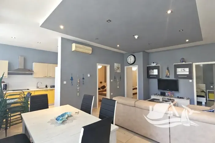 Prodej bytu 4+kk, Pula, Chorvatsko, 94 m2