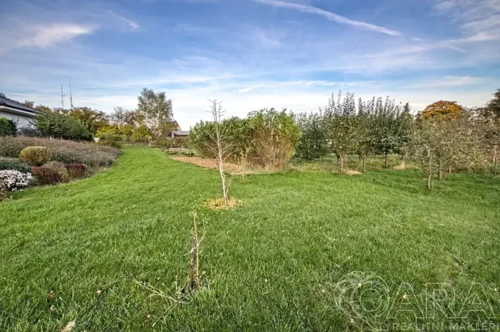 Prodej pozemku pro bydlení, Kamenice, 1421 m2