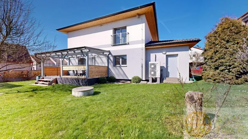 Prodej rodinného domu, Opařany, 169 m2