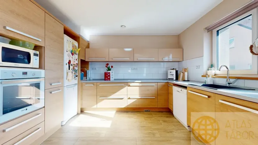 Prodej rodinného domu, Opařany, 169 m2