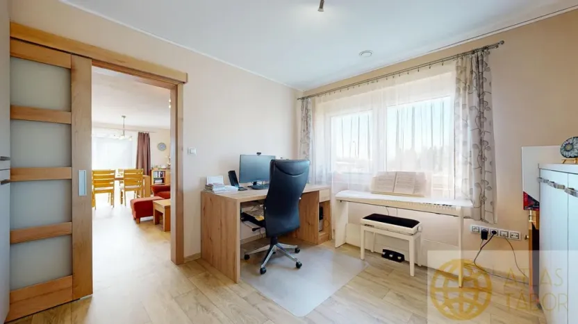 Prodej rodinného domu, Opařany, 169 m2