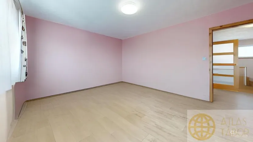 Prodej rodinného domu, Opařany, 169 m2