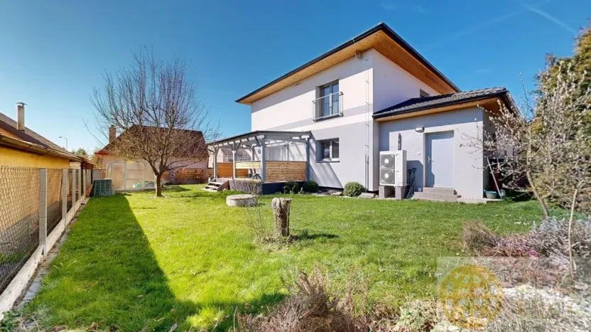 Prodej rodinného domu, Opařany, 169 m2