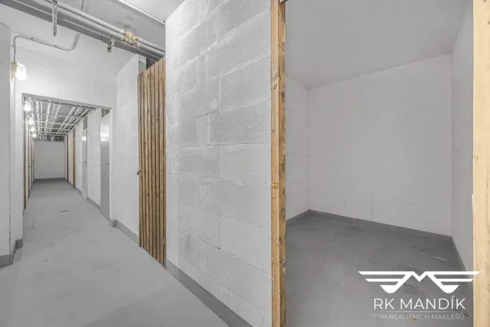 Prodej bytu 1+kk, Praha - Horní Měcholupy, Boloňská, 37 m2