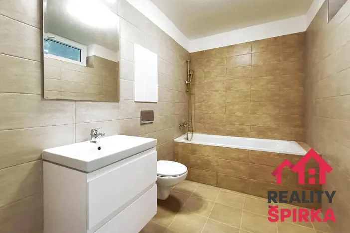 Pronájem bytu 1+kk, Svitavy - Předměstí, Říční, 34 m2