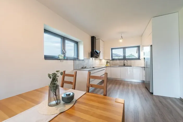 Prodej rodinného domu, Kornatice, 270 m2