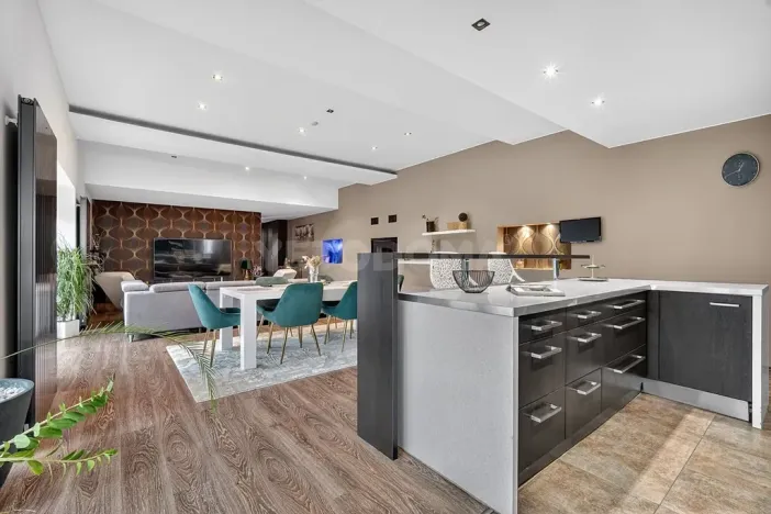 Prodej rodinného domu, Chotíkov, 280 m2