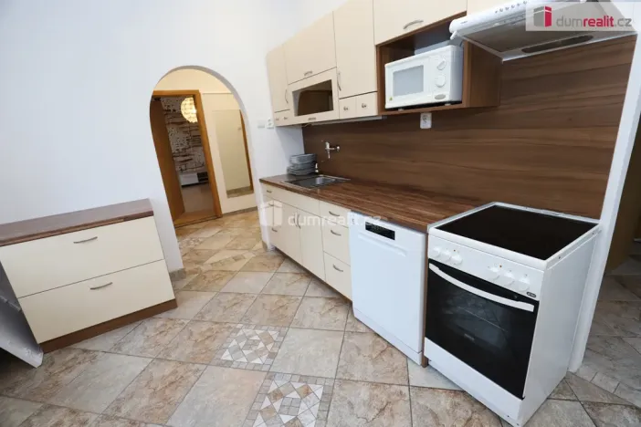 Pronájem bytu 3+1, Karlovy Vary - Drahovice, Stará Kysibelská, 94 m2