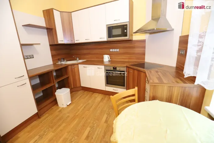 Pronájem bytu 3+kk, Karlovy Vary, Mariánskolázeňská, 72 m2