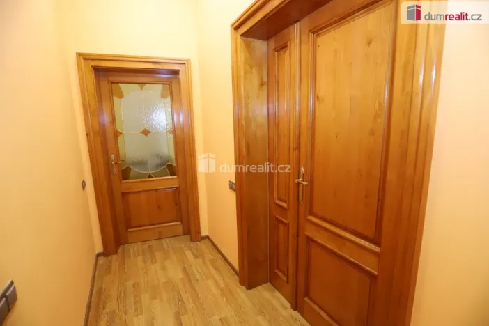 Pronájem bytu 3+kk, Karlovy Vary, Mariánskolázeňská, 72 m2