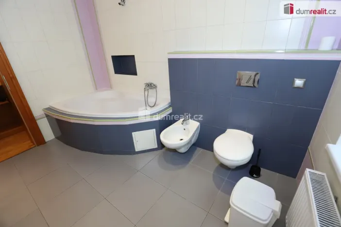 Pronájem bytu 3+kk, Karlovy Vary, Mariánskolázeňská, 72 m2